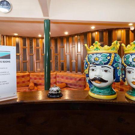 Stesicoro Exclusive Rooms Catania Bagian luar foto