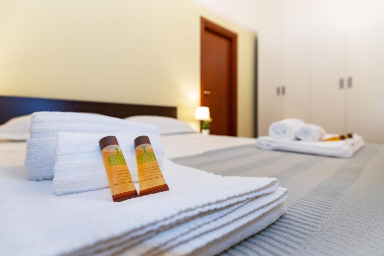 Stesicoro Exclusive Rooms Catania Bagian luar foto