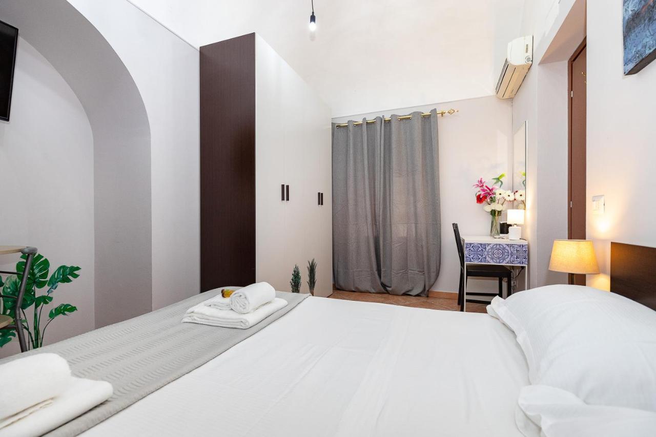 Stesicoro Exclusive Rooms Catania Bagian luar foto