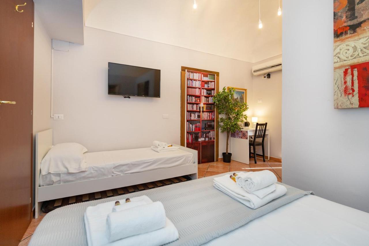 Stesicoro Exclusive Rooms Catania Bagian luar foto