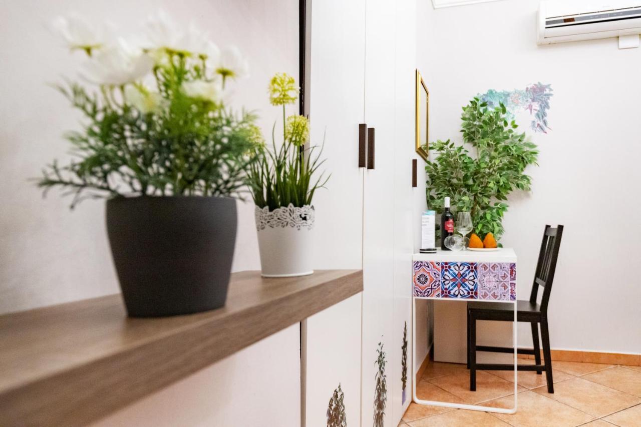 Stesicoro Exclusive Rooms Catania Bagian luar foto