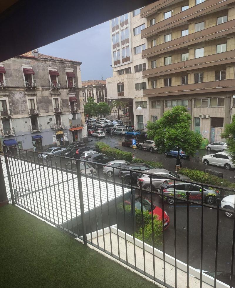 Stesicoro Exclusive Rooms Catania Bagian luar foto